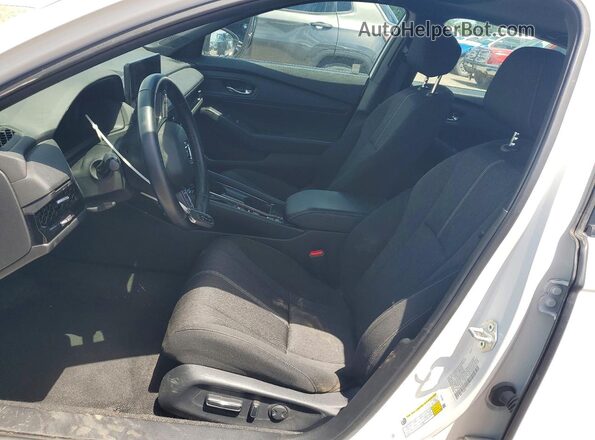 1HGCY2F54PA058378 2023 HONDA ACCORD White Вид салону спереду