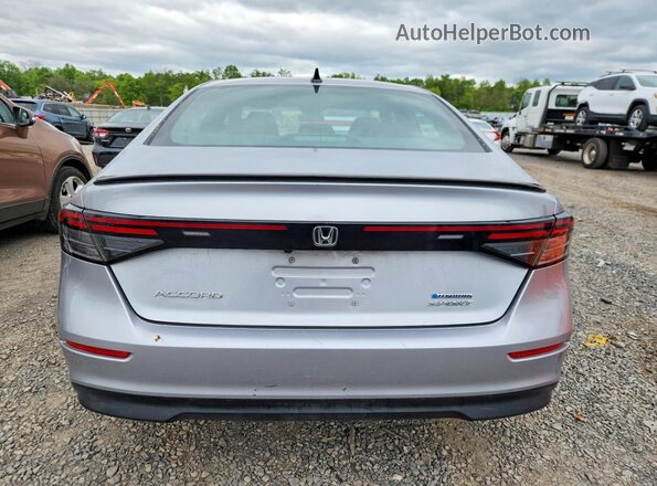 1HGCY2F56RA054058 2024 HONDA ACCORD Silver Widok z tyłu