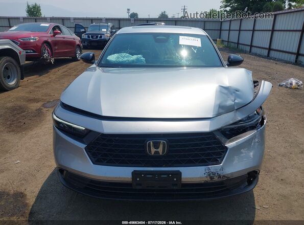 1HGCY2F57RA054022 2024 HONDA ACCORD Silver Սալոնի հետևի տեսք