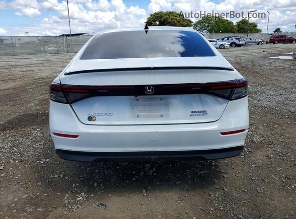 1HGCY2F57SA022791 2025 HONDA ACCORD White უკანა ხედი