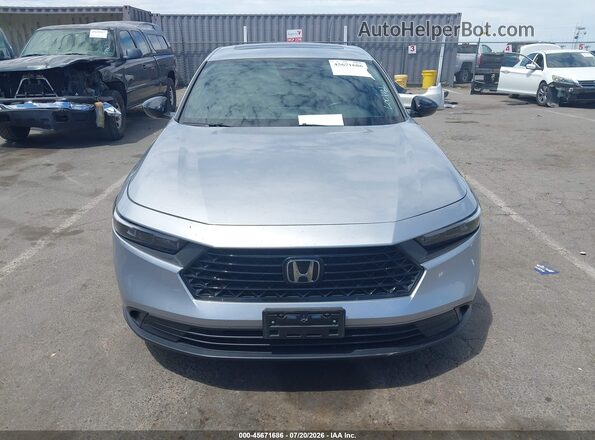 1HGCY2F59RA067838 2024 HONDA ACCORD Silver Widok zestawu wskaźników