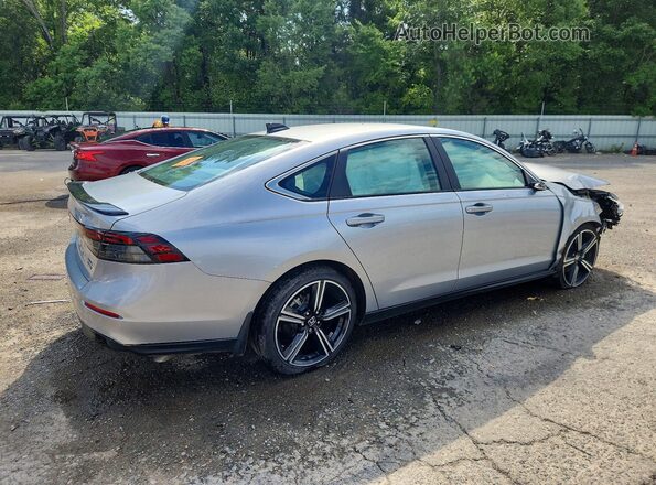 1HGCY2F59SA075024 2025 HONDA ACCORD Silver Задня права чверть