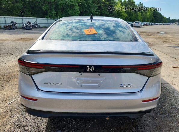 1HGCY2F59SA075024 2025 HONDA ACCORD Silver Вид ззаду