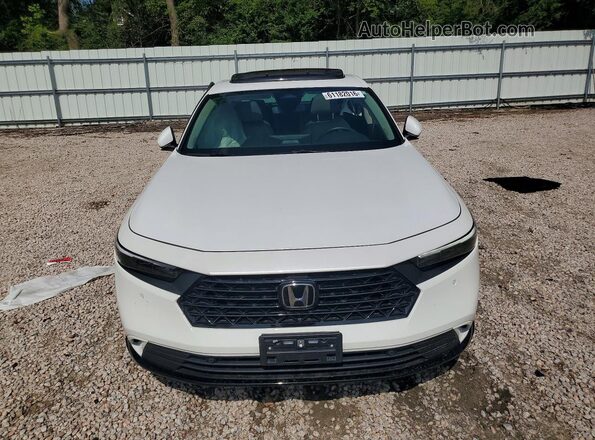 1HGCY2F64RA016207 2024 HONDA ACCORD White Widok z przodu