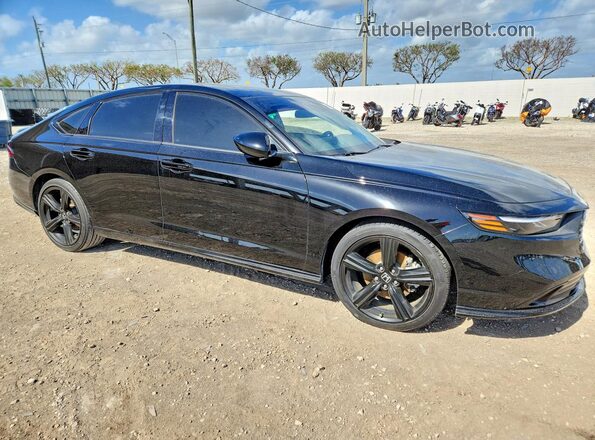 1HGCY2F71RA077457 2024 HONDA ACCORD Черный Передняя правая четверть