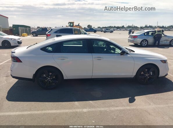 1HGCY2F72TA038559 2026 HONDA ACCORD Белый Вид задней части салона