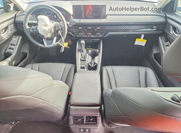 1HGCY2F82SA068202 2025 HONDA ACCORD Белый Вид панели приборов