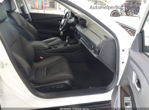 1HGCY2F83RA075556 2024 HONDA ACCORD White წინა სალონის ხედი
