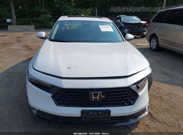 1HGCY2F83SA015718 2025 HONDA ACCORD White Widok zestawu wskaźników