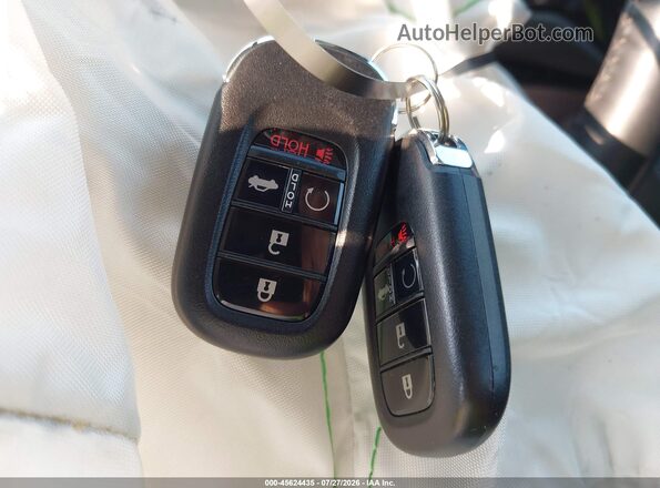1HGCY2F83SA015718 2025 HONDA ACCORD White Widok deski rozdzielczej