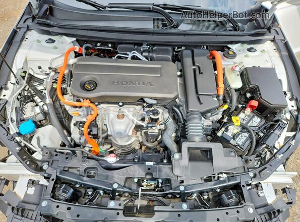 1HGCY2F86SA000825 2025 HONDA ACCORD White Вид задньої частини салону