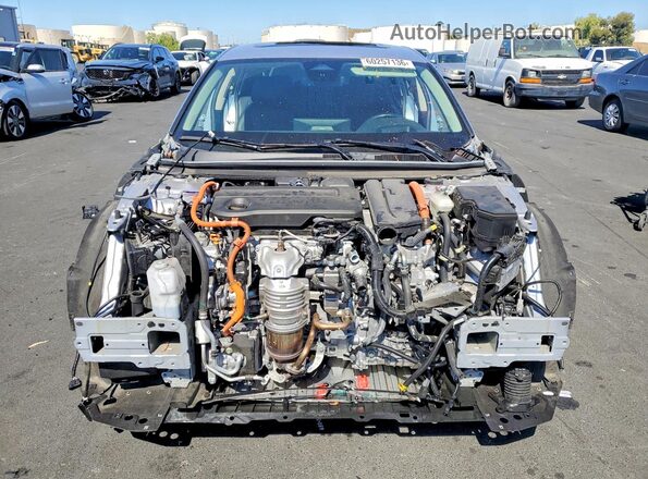 1HGCY2F88PA047913 2023 HONDA ACCORD Silver Widok z przodu