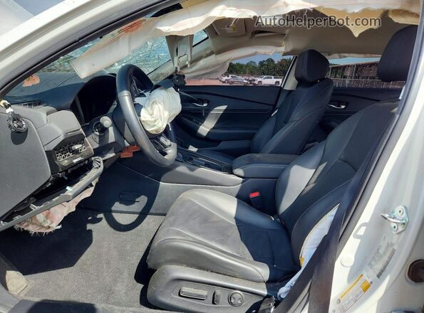 1HGCY2F88SA029629 2025 HONDA ACCORD White Widok wnętrza z przodu