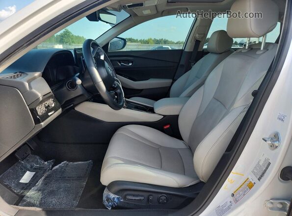 1HGCY2F88SA066521 2025 HONDA ACCORD White Vista interior delantera