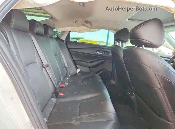 1HGCY2F8XSA028076 2025 HONDA ACCORD White Вид задніх сидінь