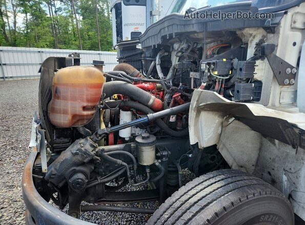 1HTMMMML9HH465345 2017 INTERNATIONAL 4000 White Widok wnętrza z tyłu