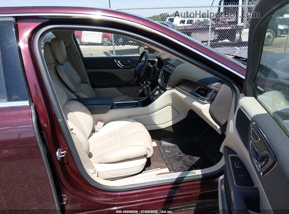 1LN6L9RP0H5608276 2017 LINCOLN CONTINENTA Burgundy Front interior view