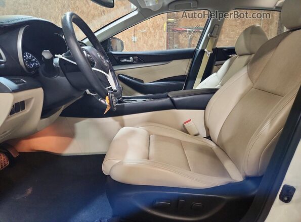 1N4AA6AP0GC440220 2016 NISSAN MAXIMA Белый Вид салона спереди