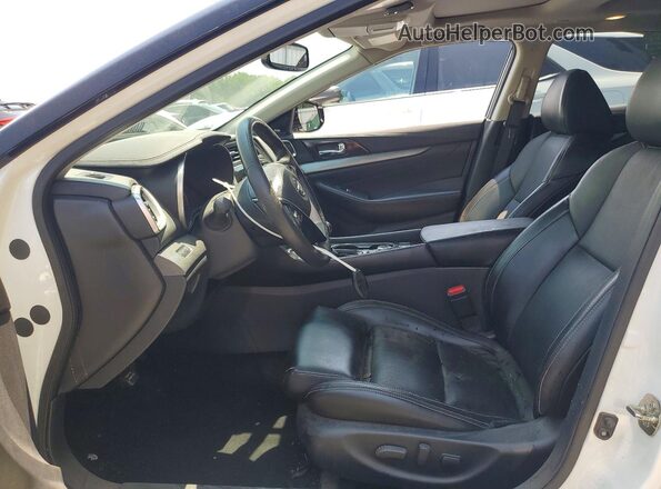 1N4AA6AP0HC413584 2017 NISSAN MAXIMA White Вид салону спереду