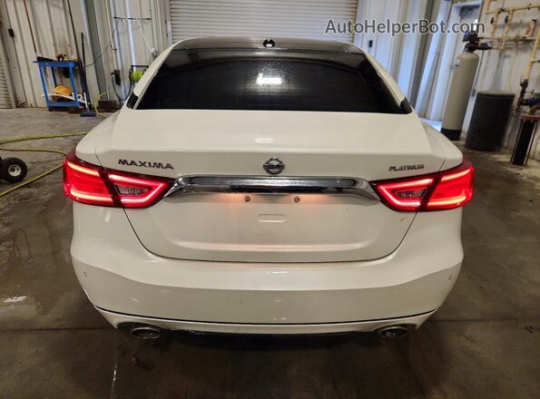 1N4AA6AP0JC372802 2018 NISSAN MAXIMA White Widok z tyłu