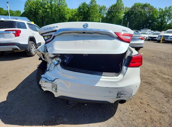 1N4AA6AP0JC375795 2018 NISSAN MAXIMA Белый Вид сзади