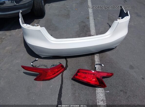1N4AA6AP1GC404570 2016 NISSAN MAXIMA White Սարքավորումների վահանակի տեսք