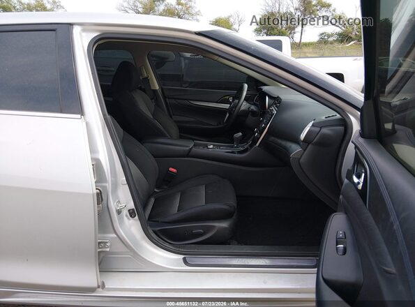 1N4AA6AP1HC456573 2017 NISSAN MAXIMA Silver წინა სალონის ხედი