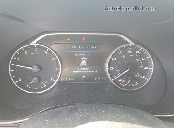 1N4AA6AP1JC374350 2018 NISSAN MAXIMA Silver Սարքավորումների վահանակի տեսք