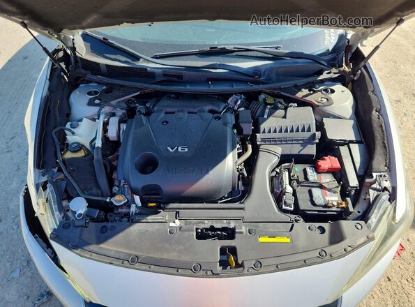 1N4AA6AP2HC388574 2017 NISSAN MAXIMA White Rear interior view