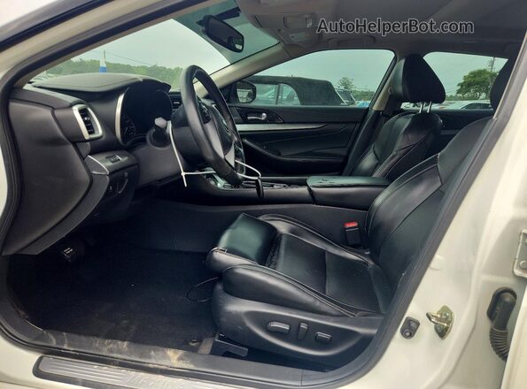 1N4AA6AP2HC414574 2017 NISSAN MAXIMA White Widok wnętrza z przodu
