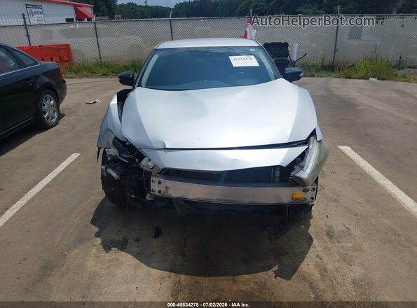 1N4AA6AP2JC369898 2018 NISSAN MAXIMA Silver Սալոնի հետևի տեսք