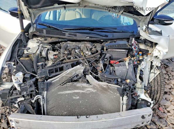 1N4AA6AP3JC386340 2018 NISSAN MAXIMA White Widok wnętrza z tyłu