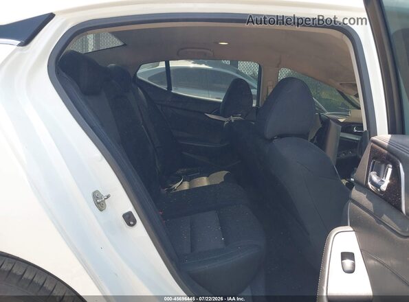 1N4AA6AP4GC407799 2016 NISSAN MAXIMA White VIN კოდის სტიკერის ხედი