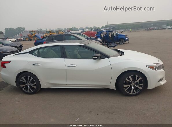 1N4AA6AP4HC434082 2017 NISSAN MAXIMA White Widok wnętrza z tyłu