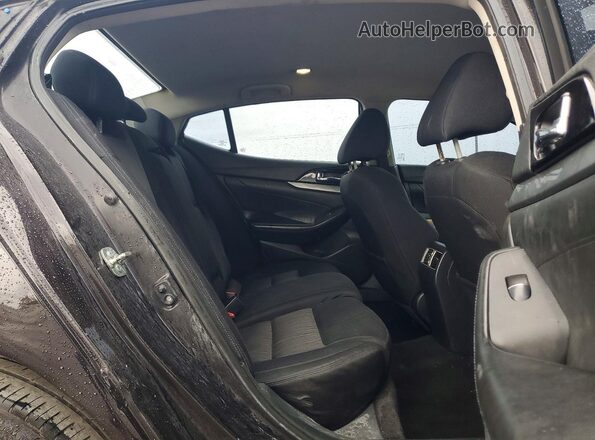 1N4AA6AP5GC389832 2016 NISSAN MAXIMA Black Rear seats view