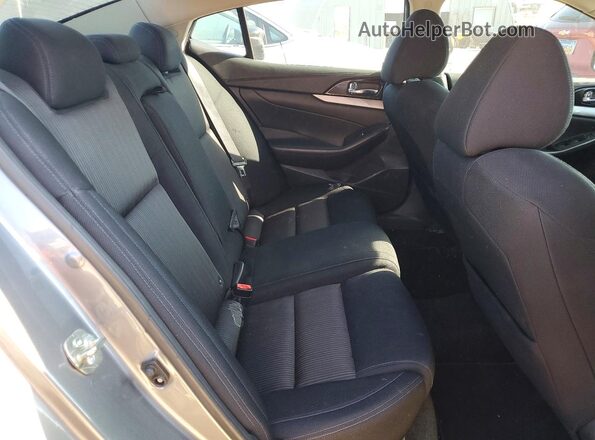 1N4AA6AP5HC371297 2017 NISSAN MAXIMA Gray Rear seats view
