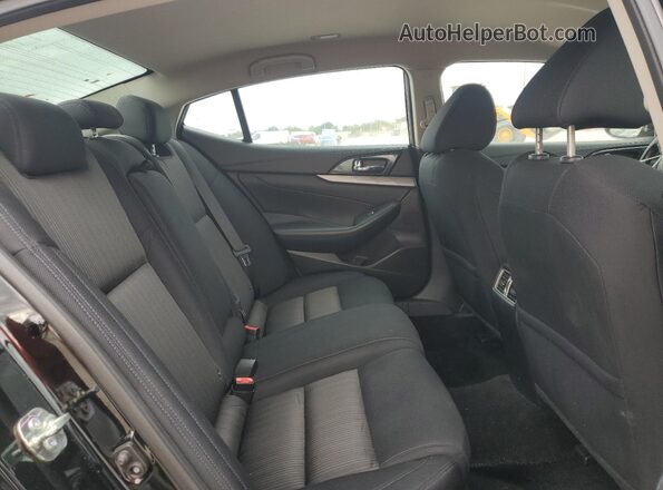 1N4AA6AP5HC392022 2017 NISSAN MAXIMA Black Rear seats view