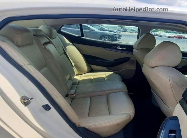 1N4AA6AP5HC453496 2017 NISSAN MAXIMA White უკანა სავარძლების ხედი