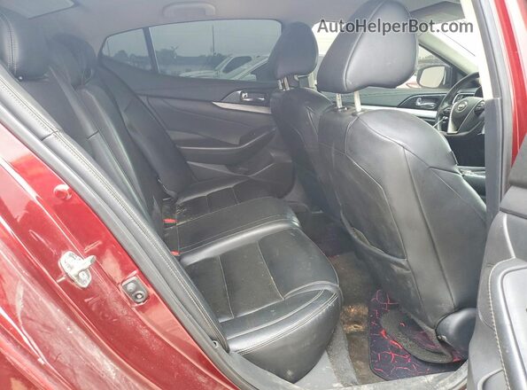 1N4AA6AP5JC393886 2018 NISSAN MAXIMA Maroon Widok tylnych siedzeń