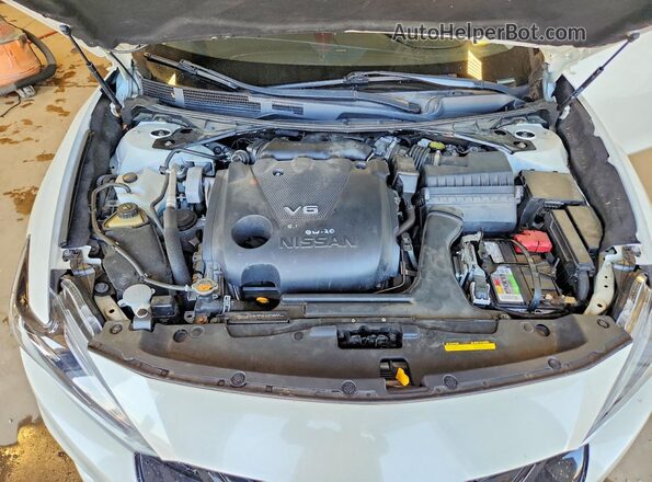1N4AA6AP5JC408029 2018 NISSAN MAXIMA White Rear interior view