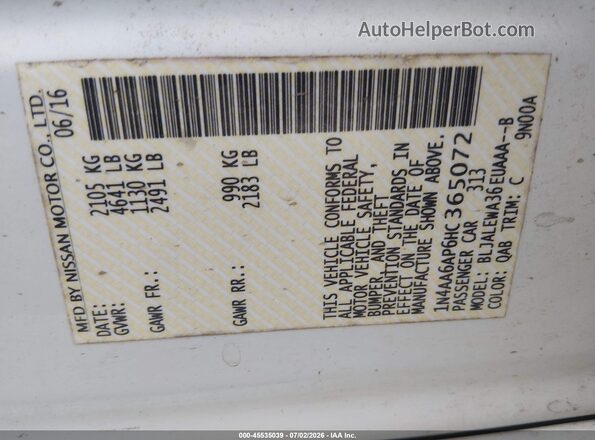 1N4AA6AP6HC365072 2017 NISSAN MAXIMA White Widok komory silnika