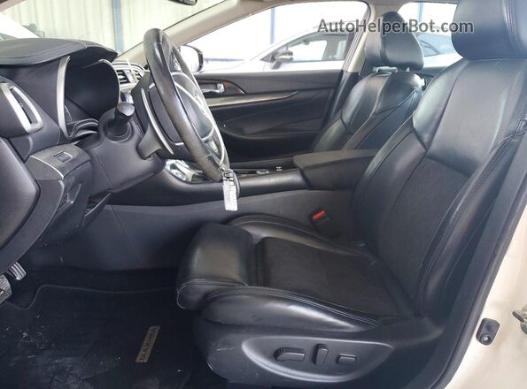 1N4AA6AP6HC389436 2017 NISSAN MAXIMA White Widok wnętrza z przodu
