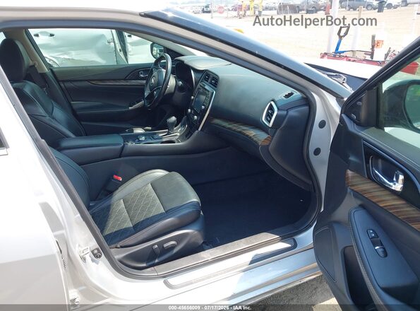 1N4AA6AP6HC431068 2017 NISSAN MAXIMA Silver Սալոնի դիմացի տեսք