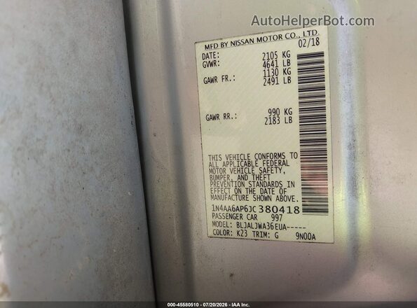 1N4AA6AP6JC380418 2018 NISSAN MAXIMA Silver Widok komory silnika