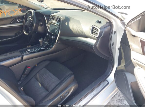 1N4AA6AP7GC389962 2016 NISSAN MAXIMA Серебряный Вид салона спереди