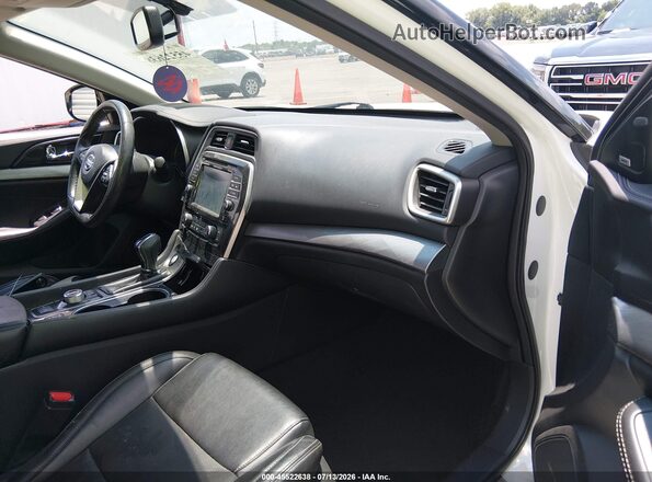 1N4AA6AP7HC435405 2017 NISSAN MAXIMA White Вид салону спереду