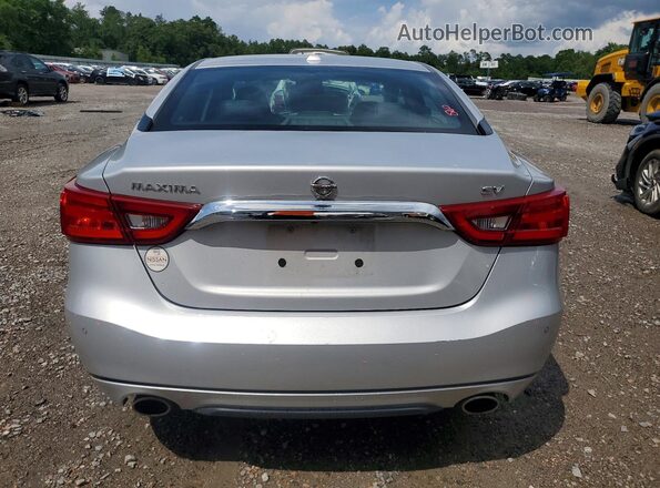1N4AA6AP7JC368441 2018 NISSAN MAXIMA Silver Widok z tyłu