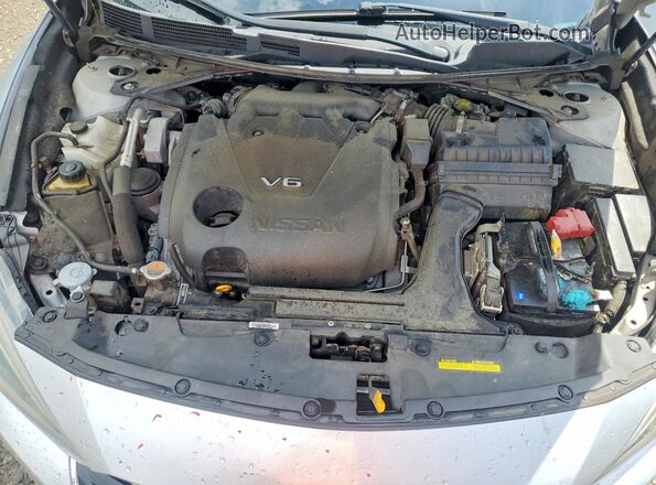 1N4AA6AP7JC368441 2018 NISSAN MAXIMA Silver Widok wnętrza z tyłu