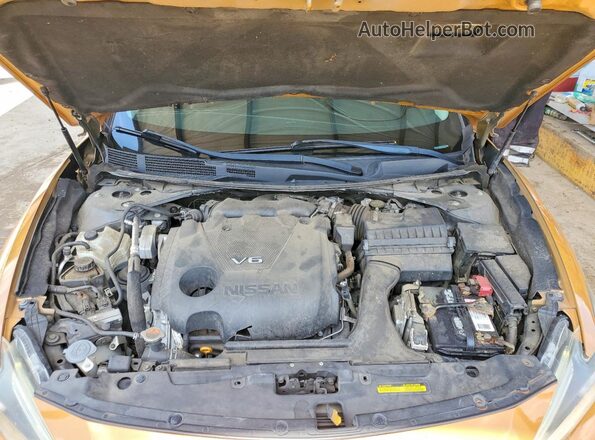 1N4AA6AP7JC378645 2018 NISSAN MAXIMA Gold უკანა სალონის ხედი