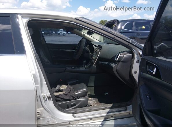 1N4AA6AP8GC382647 2016 NISSAN MAXIMA Silver Սալոնի դիմացի տեսք